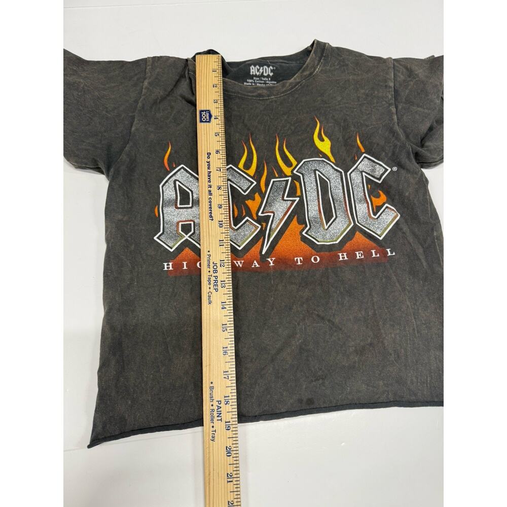 AC/DC Highway to Hell Graphic Tee T-Shirt ACDC Flames Acid Wash Shirt Small Crop - Picture 2 of 5